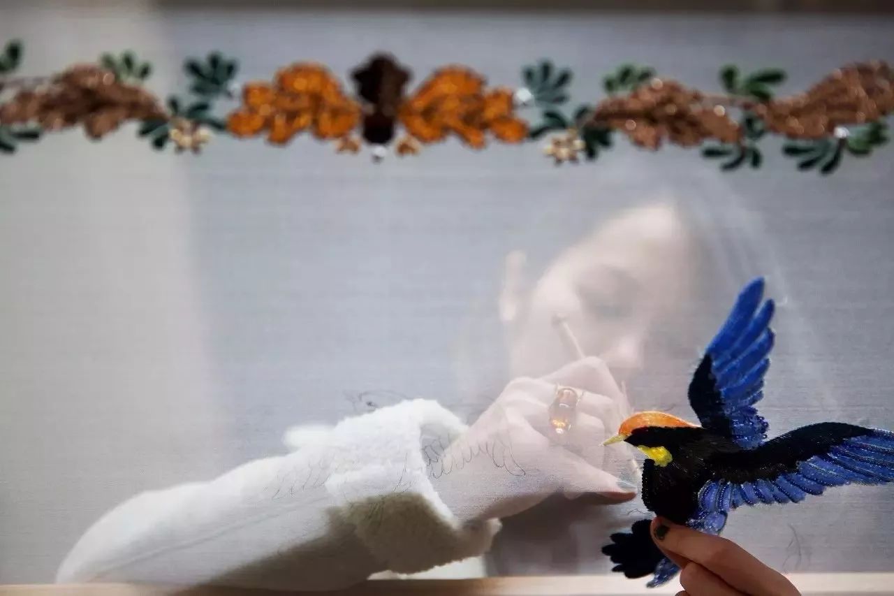 骨子里的刺繡藝術(shù)：用刺繡技藝把生活過(guò)成詩(shī)