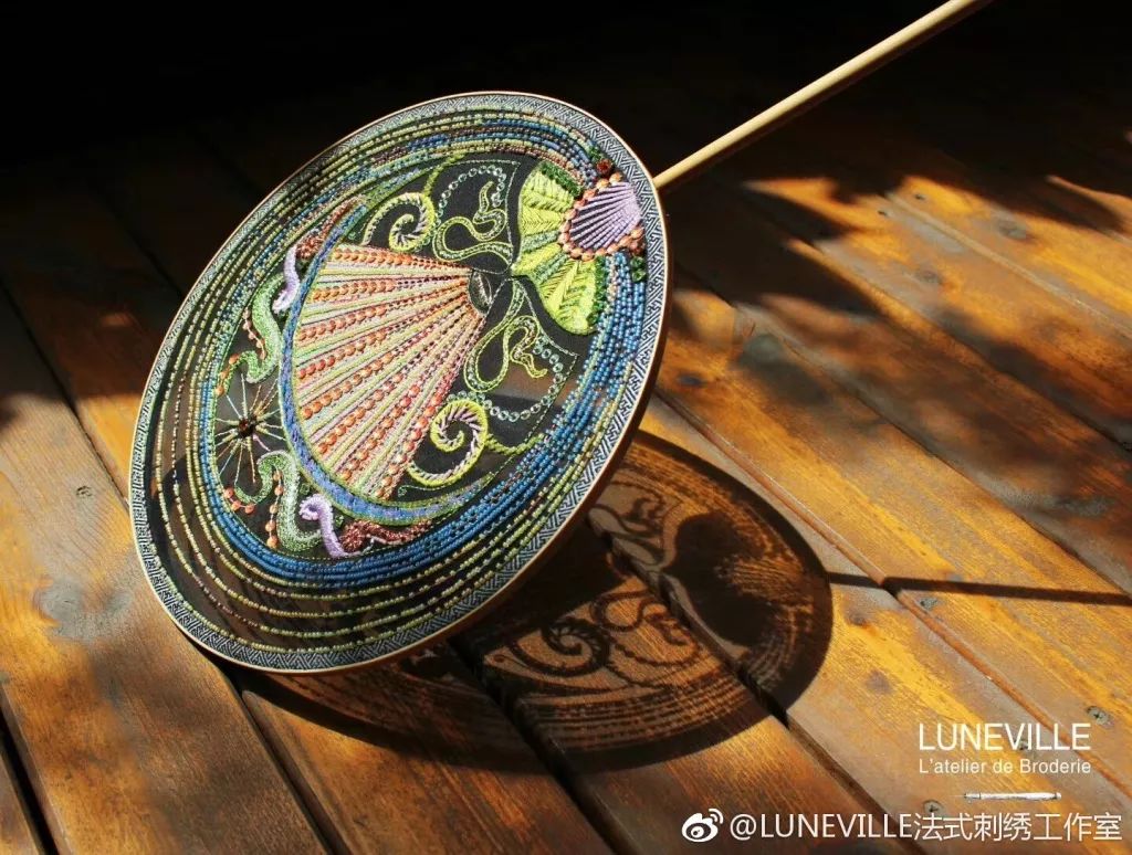 骨子里的刺繡藝術(shù)：用刺繡技藝把生活過(guò)成詩(shī)