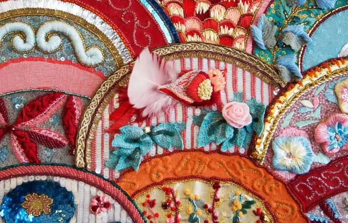 骨子里的刺繡藝術(shù)：用刺繡技藝把生活過(guò)成詩(shī)