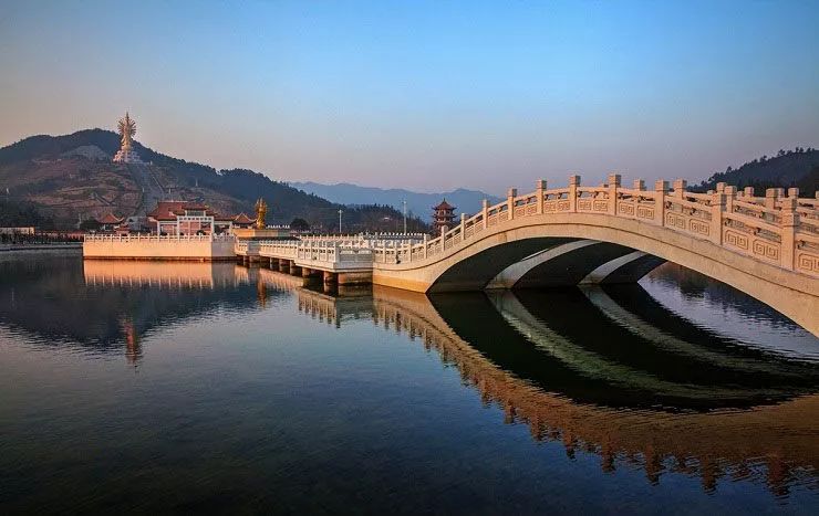 寧鄉(xiāng)·麥吉，打造成一家「中國城市特色+人文品