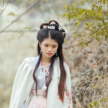 清新典雅女生頭像，唯美古風(fēng)真人頭像