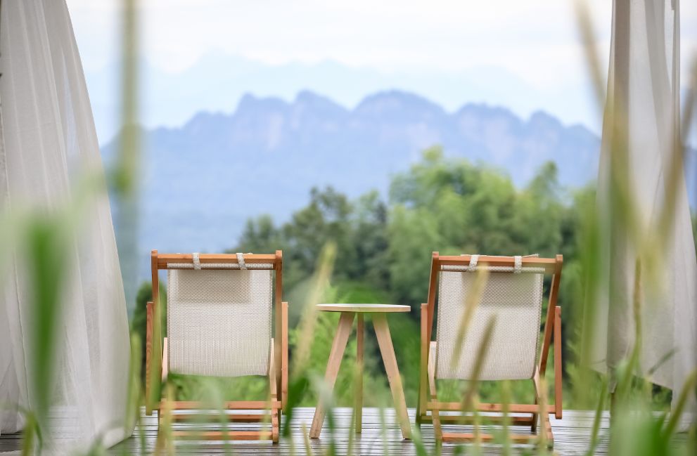 路之青城，在應(yīng)該努力的年紀(jì)留下精彩的痕跡！