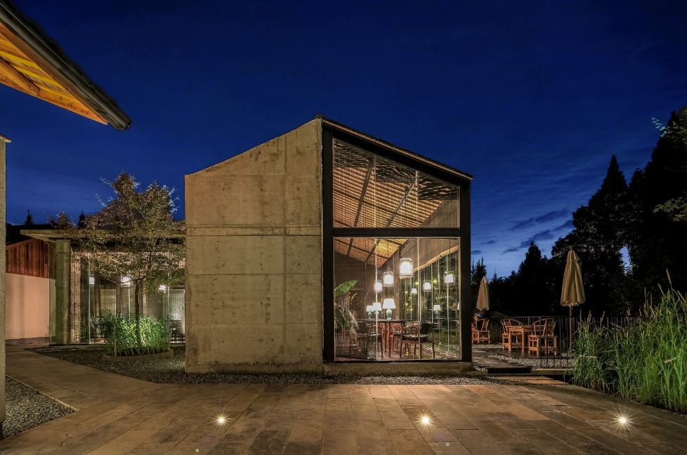 路之青城，在應(yīng)該努力的年紀留下精彩的痕跡！