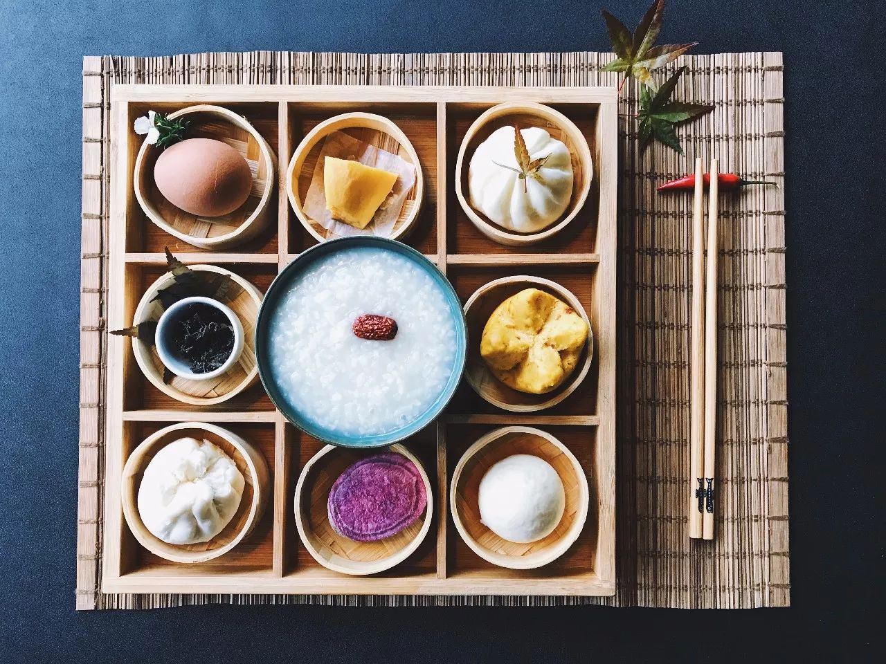 路之青城，在應(yīng)該努力的年紀(jì)留下精彩的痕跡！