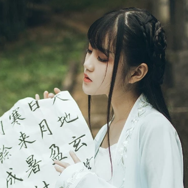 清新雅潔文藝女生頭像，唯美古風真人頭像
