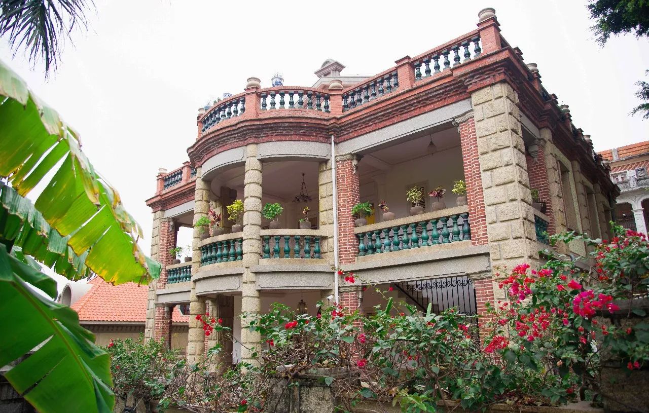 廈門·春草芬芳，體驗面朝大海沐浴星辰的愜意芬