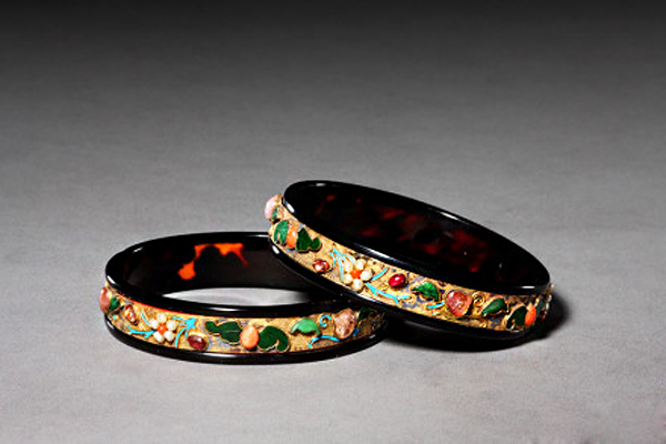 超時(shí)尚的清朝珠寶首飾，這股潮范怎么比？