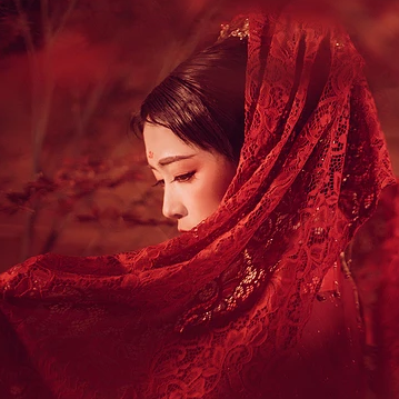 朱紅嬌艷女生頭像，唯美古風(fēng)真人頭像