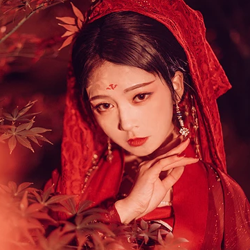 朱紅嬌艷女生頭像，唯美古風(fēng)真人頭像