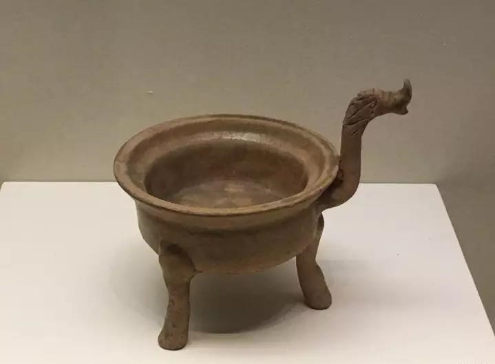 六朝青瓷：中國(guó)陶瓷史，一部青瓷史!