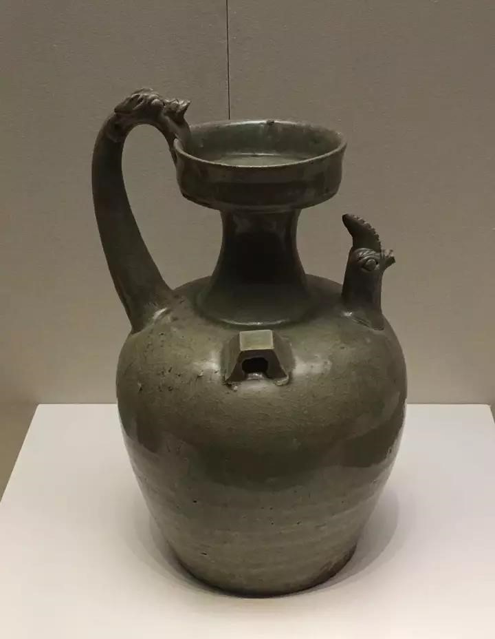 六朝青瓷：中國(guó)陶瓷史，一部青瓷史!