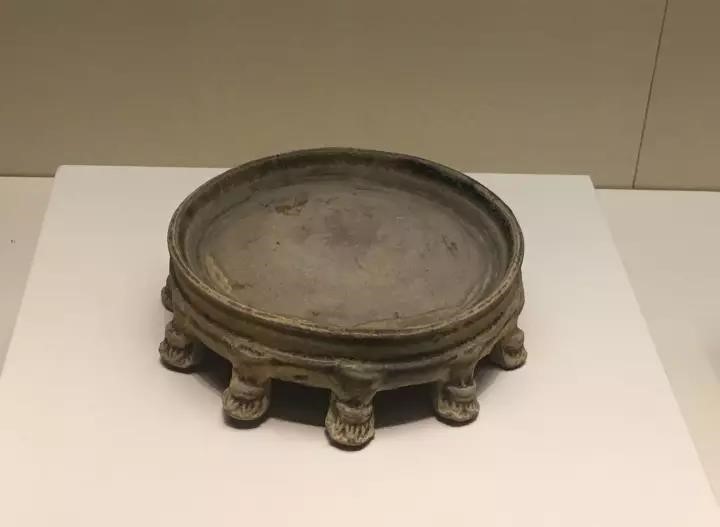 六朝青瓷：中國(guó)陶瓷史，一部青瓷史!