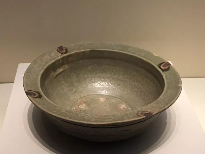 六朝青瓷：中國(guó)陶瓷史，一部青瓷史!