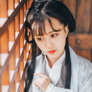 白衣清新復古女生頭像，唯美古風真人頭像