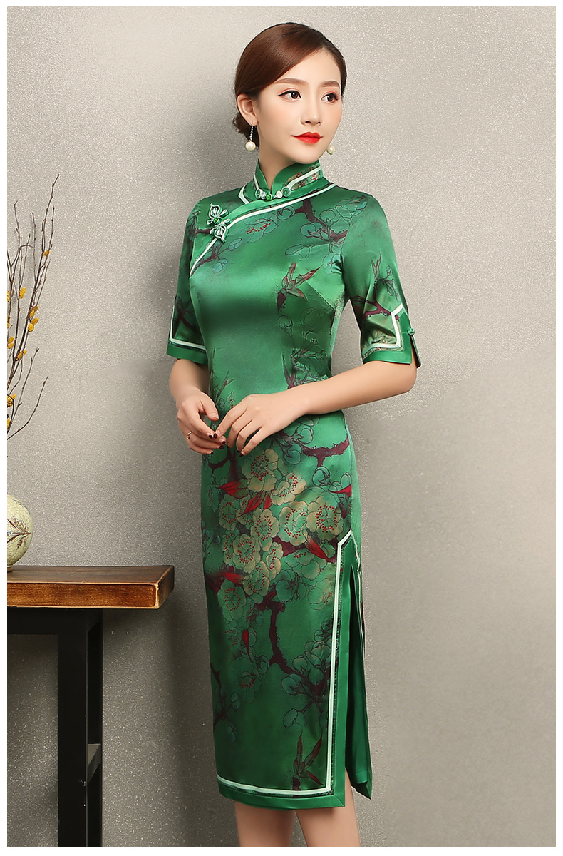 花枝印花綠色旗袍，民族風(fēng)短袖旗袍裙