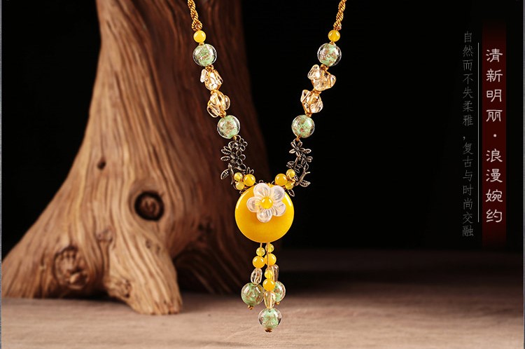 黃色平安扣鎖骨鏈，清新明麗項(xiàng)鏈?zhǔn)罪? src="/shige/d/file/bigpic/190404/04/13-1P22Q12307-51.jpg" / data-50Of="bdFfRQ"><br / data-QFZ0="WnSigM">
	<img alt=