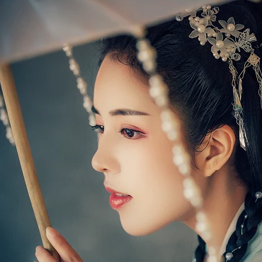 素雅笠紗女生頭像，唯美古風(fēng)真人頭像