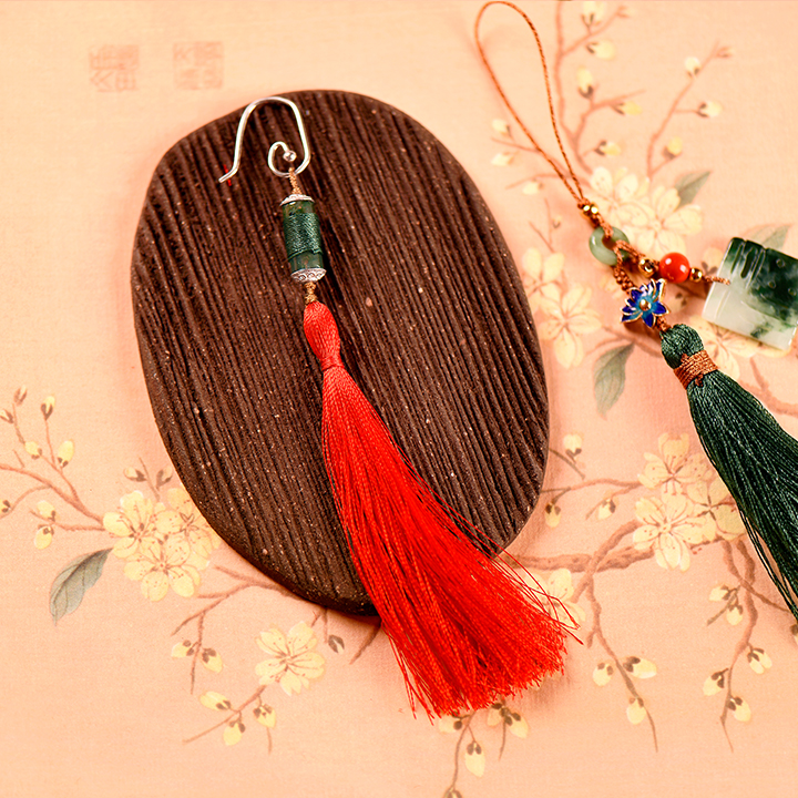 瑪瑙紅流蘇氣質(zhì)耳環(huán)，古風(fēng)本命年耳環(huán)首飾