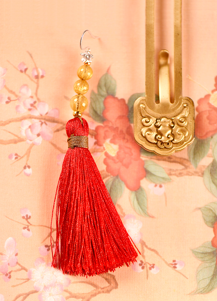 正紅流蘇氣質(zhì)耳環(huán)，天然發(fā)晶耳環(huán)首飾