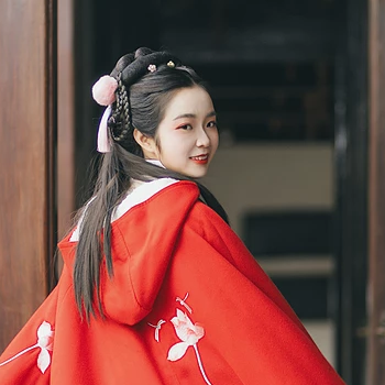 古典紅披風女生頭像,唯美古風真人頭像