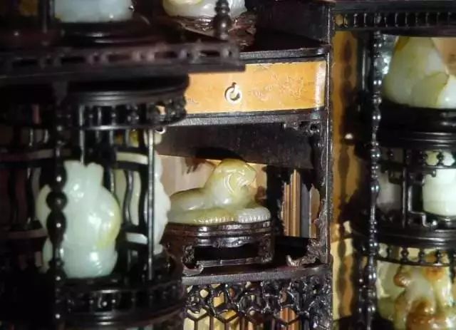 古代“博古架”藏寶貝，精美絕倫多寶格！