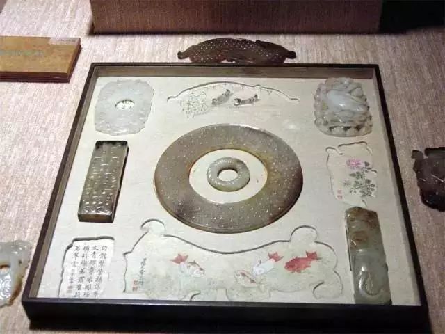 古代“博古架”藏寶貝，精美絕倫多寶格！