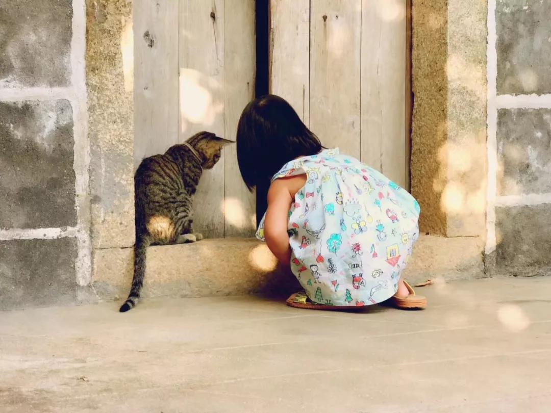 古山重水云間，細(xì)水長流吸引你