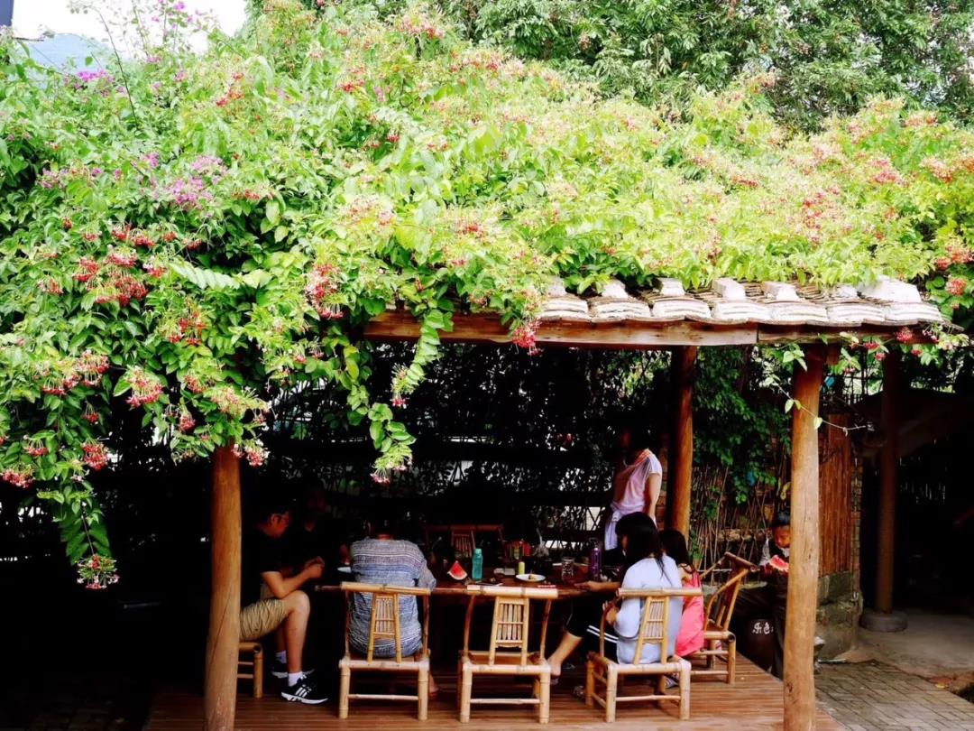 古山重水云間，細水長流吸引你