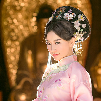 清新桃林妃子帶團扇女生頭像，唯美古風真人頭