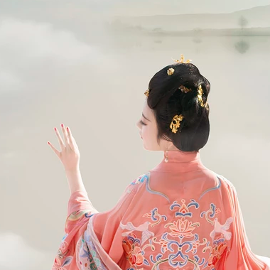 大唐盛世氣象女生頭像，唯美古風(fēng)真人頭像