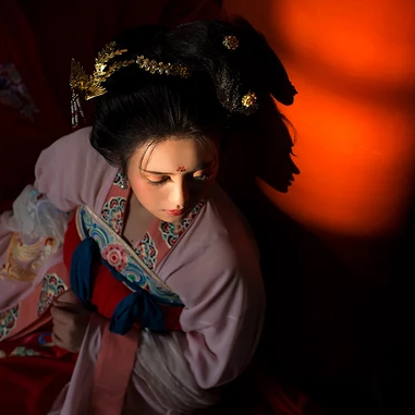 大唐盛世氣象女生頭像，唯美古風(fēng)真人頭像