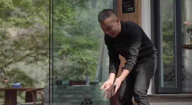 上山上去生活吧，上山上迎你還家！