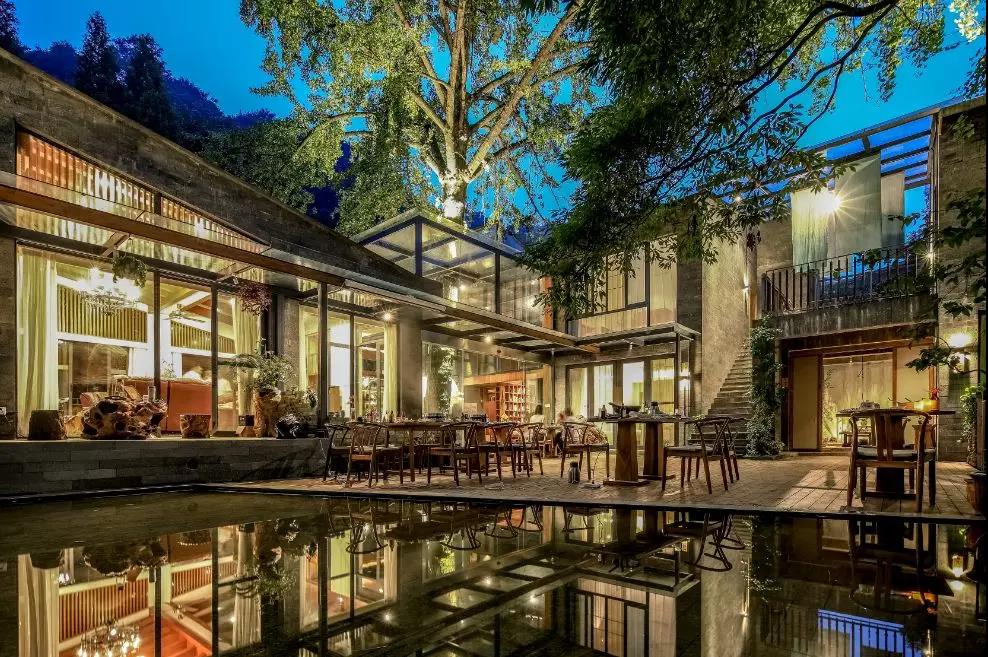 上山上去生活吧，上山上迎你還家！