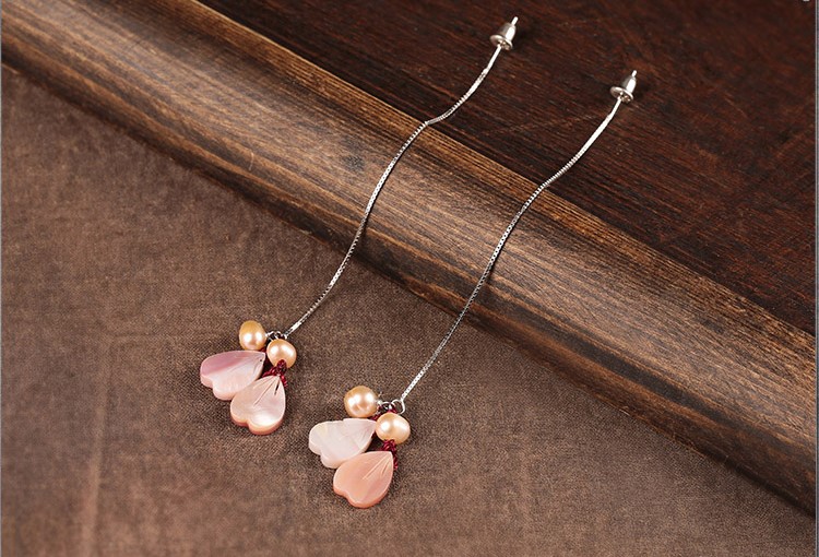 靈動浪漫耳線耳飾，心形粉海貝雕花長款耳環(huán)