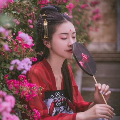 花顏古典氣質(zhì)女生頭像，唯美古風(fēng)真人頭像