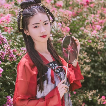 花顏古典氣質(zhì)女生頭像，唯美古風(fēng)真人頭像