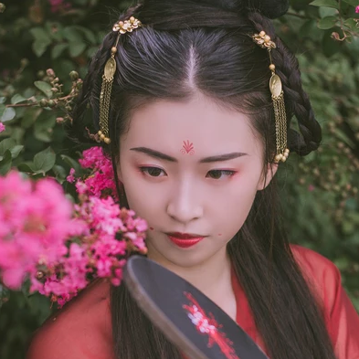 花顏古典氣質(zhì)女生頭像，唯美古風(fēng)真人頭像