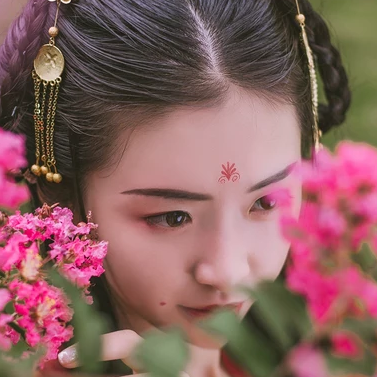 花顏古典氣質(zhì)女生頭像，唯美古風(fēng)真人頭像