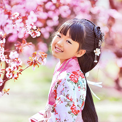 超萌粉色小花仙帶團扇女孩頭像，唯美古風真人