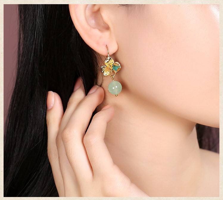 輕靈飄逸耳環(huán)，淡雅清新耳環(huán)首飾