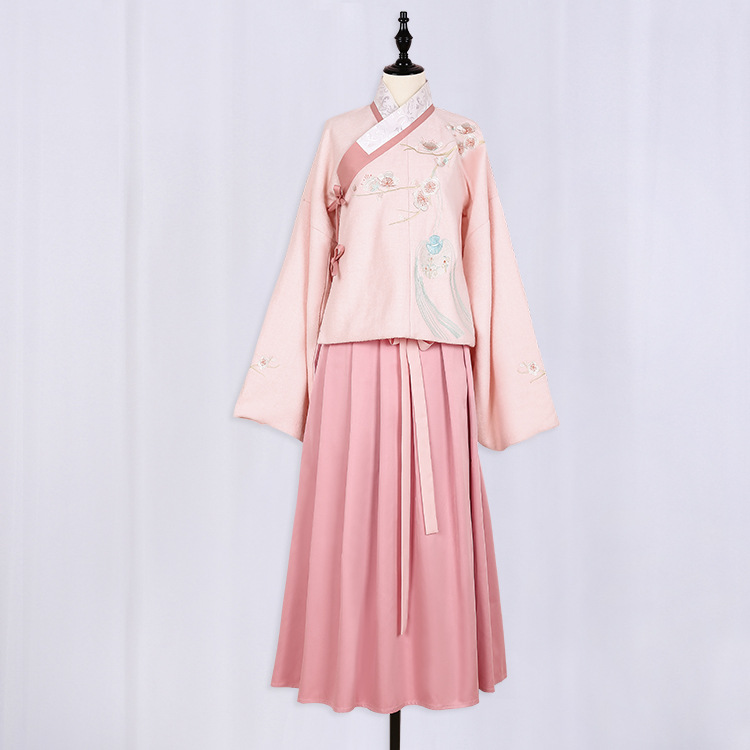 清新典雅粉色漢服，仙女交領(lǐng)襦裙?jié)h服圖片