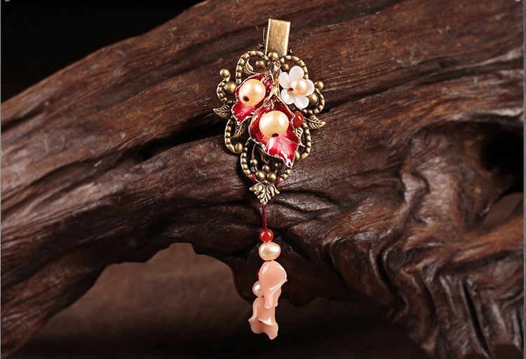 嬌艷典雅發(fā)夾，生動曼妙的發(fā)夾頭飾