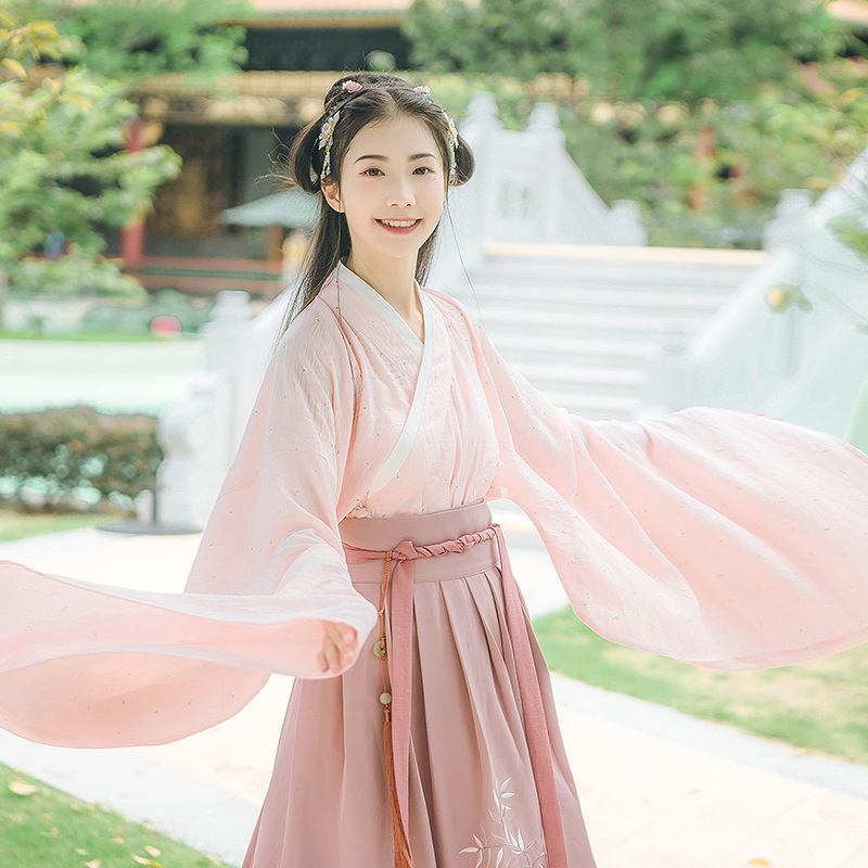 小清新粉色紫藤蘿刺繡漢服，大袖交領(lǐng)襦裙?jié)h服