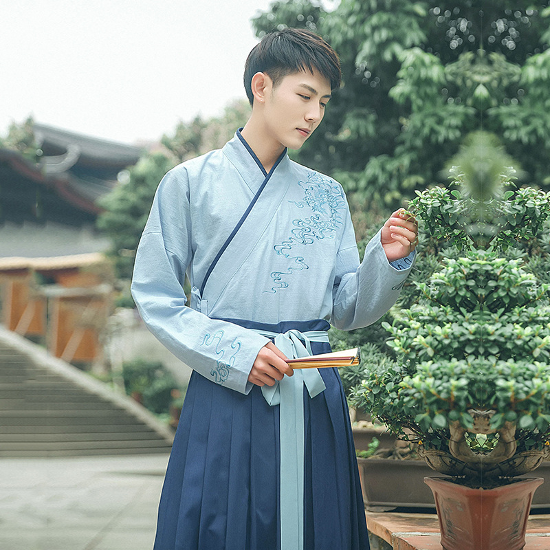 儒雅俊逸氣質(zhì)男裝漢服，交領(lǐng)龍紋祥云刺繡漢服