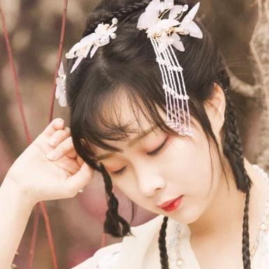 清新梅花仙子女生頭像，唯美古風真人頭像