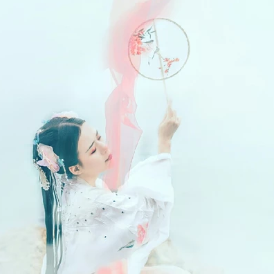 朦朧仙緣女生頭像，唯美古風(fēng)真人頭像