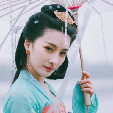 優(yōu)雅持傘女生頭像，唯美古風(fēng)真人頭像