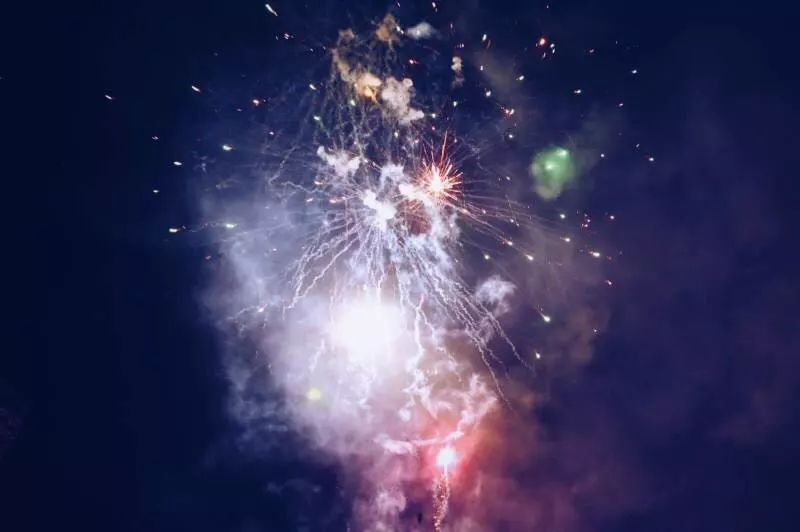 潿洲島·頤客潮宿，有一個(gè)夢(mèng)面朝大海春暖花開(kāi)