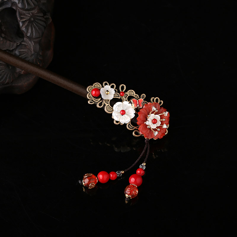 紅葉似火發(fā)簪簪子，青春活力步搖頭飾