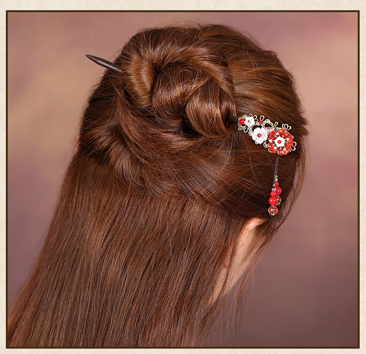 紅葉似火發(fā)簪簪子，青春活力步搖頭飾